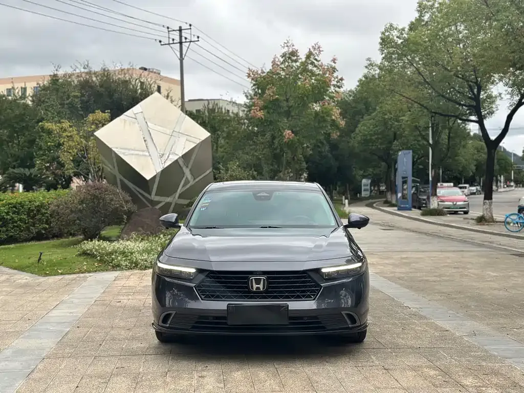 Honda Accord — фото 3