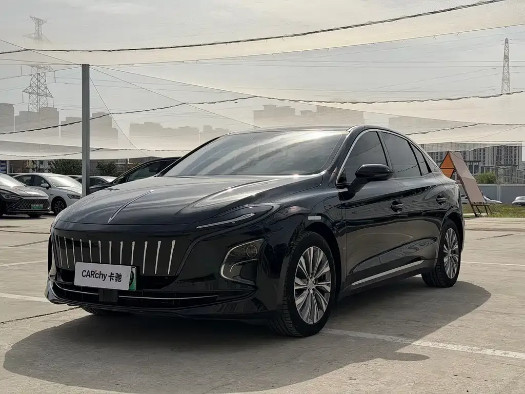 Hongqi E-QM5 — фото 1