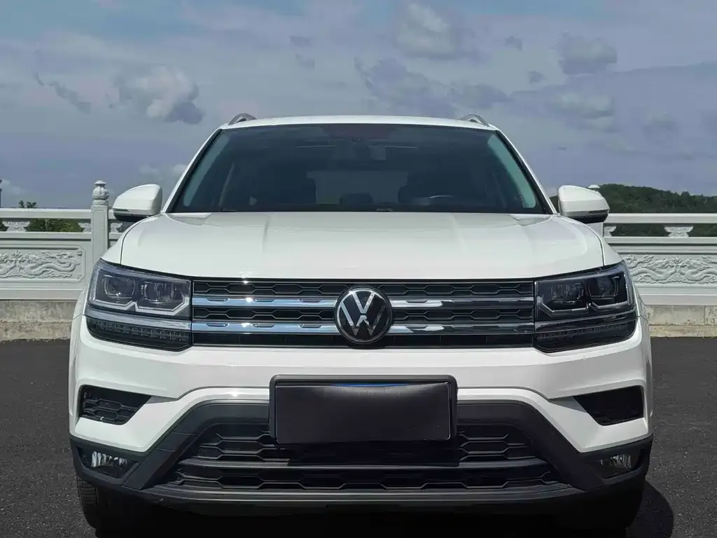 Volkswagen Tharu — фото 8