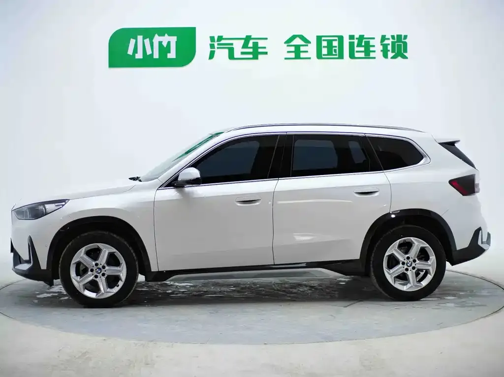 BMW X1 — фото 3