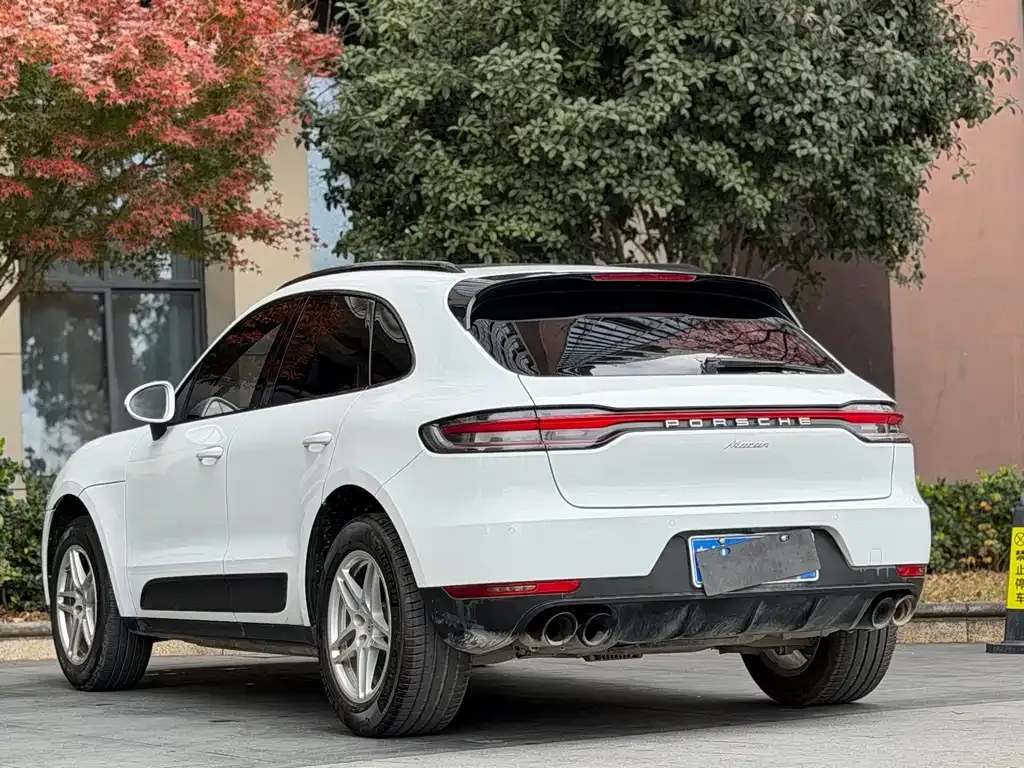 Porsche Macan — фото 4