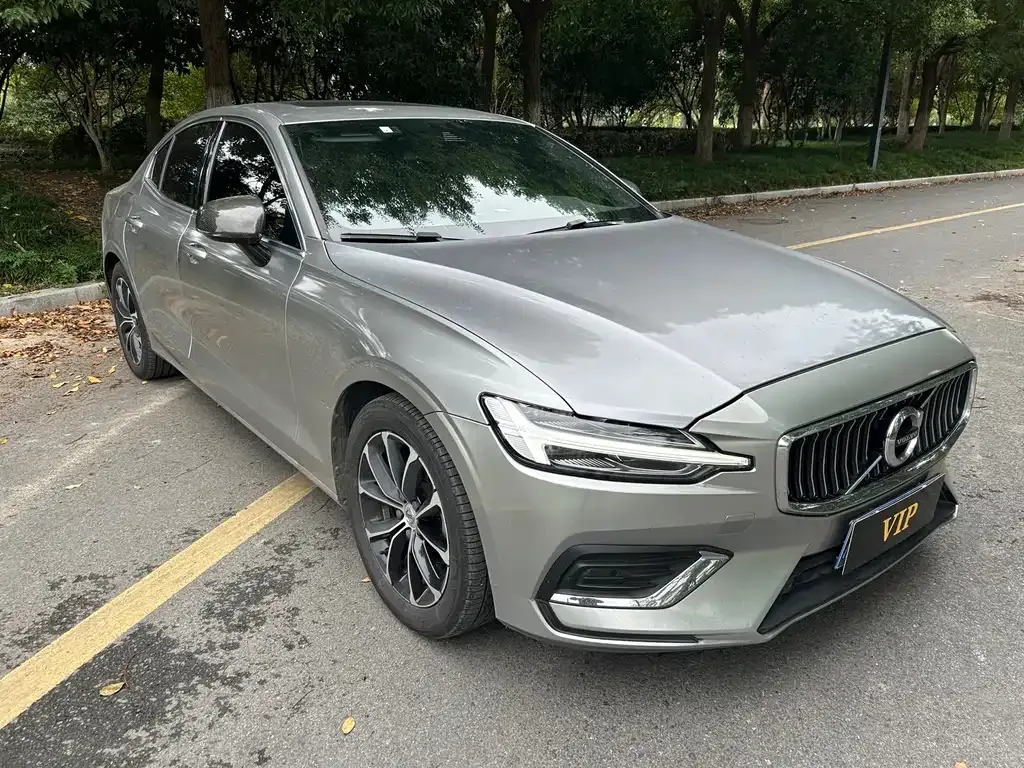 Volvo S60 — фото 3