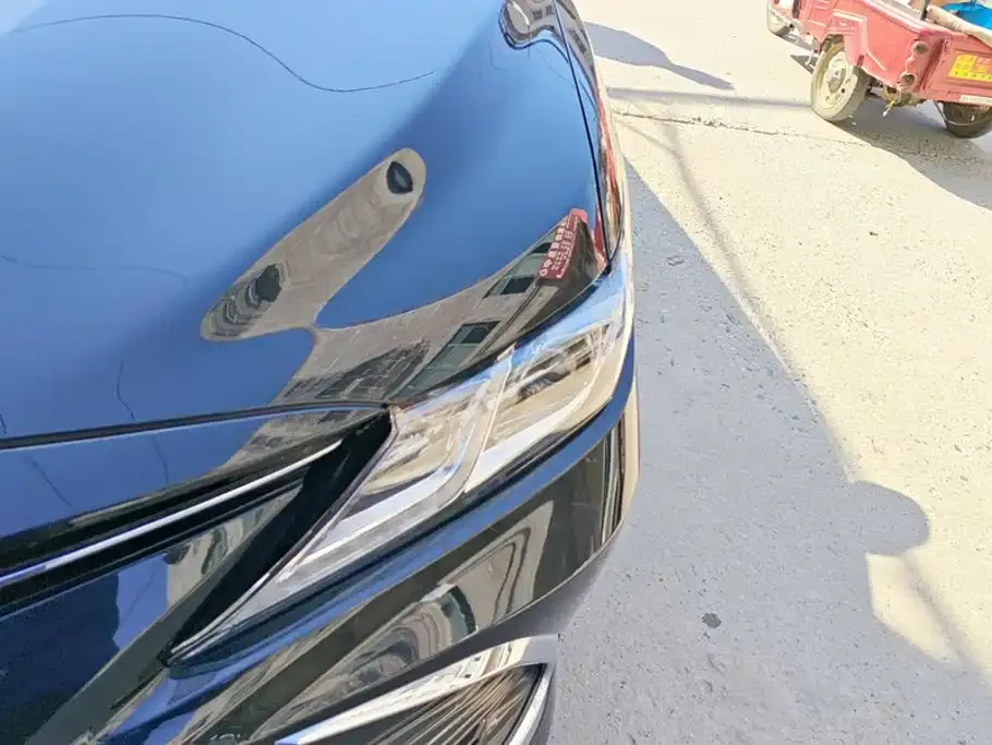 Toyota Camry — фото 9