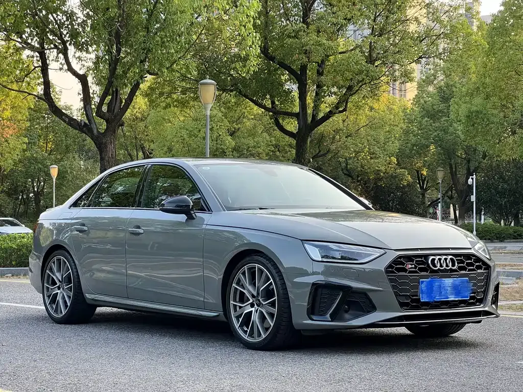 Audi S4 — фото 6