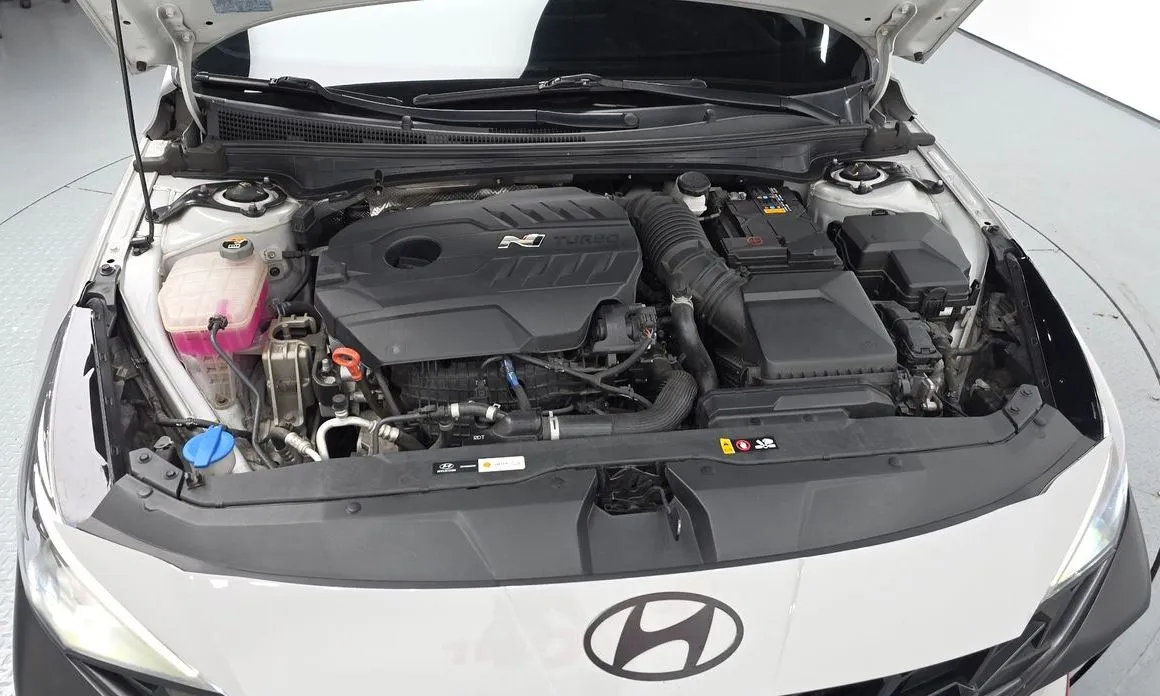 Hyundai AVANTE — фото 3