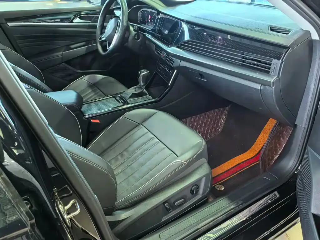 Volkswagen Passat — фото 10