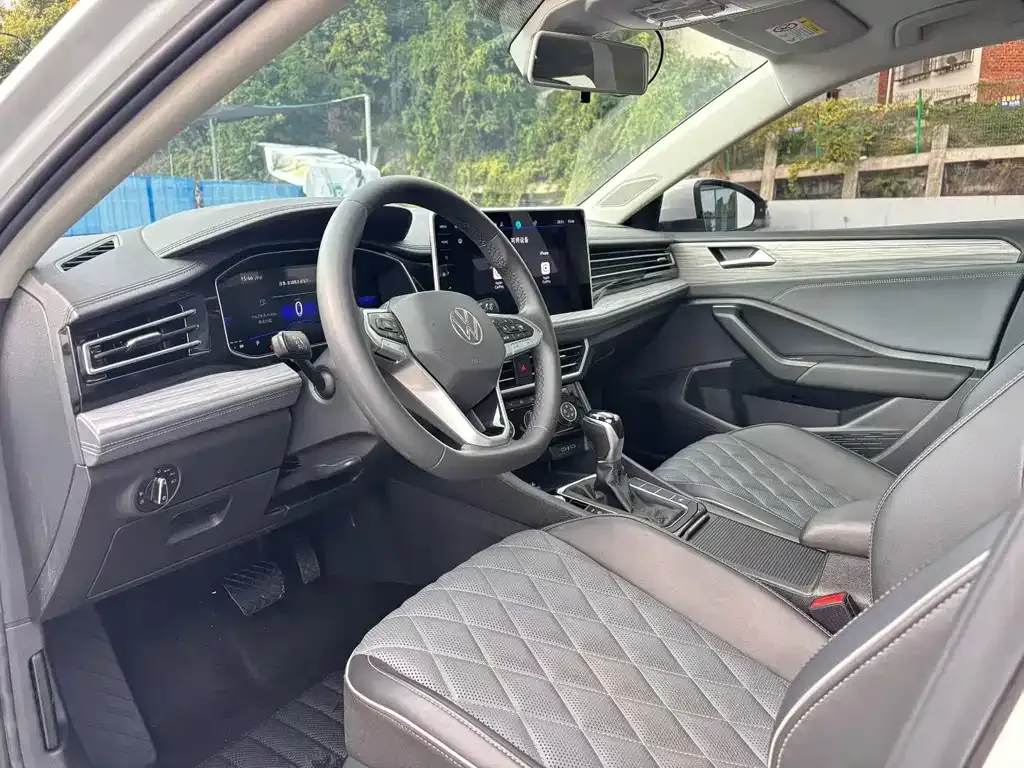 Volkswagen Sagitar — фото 3