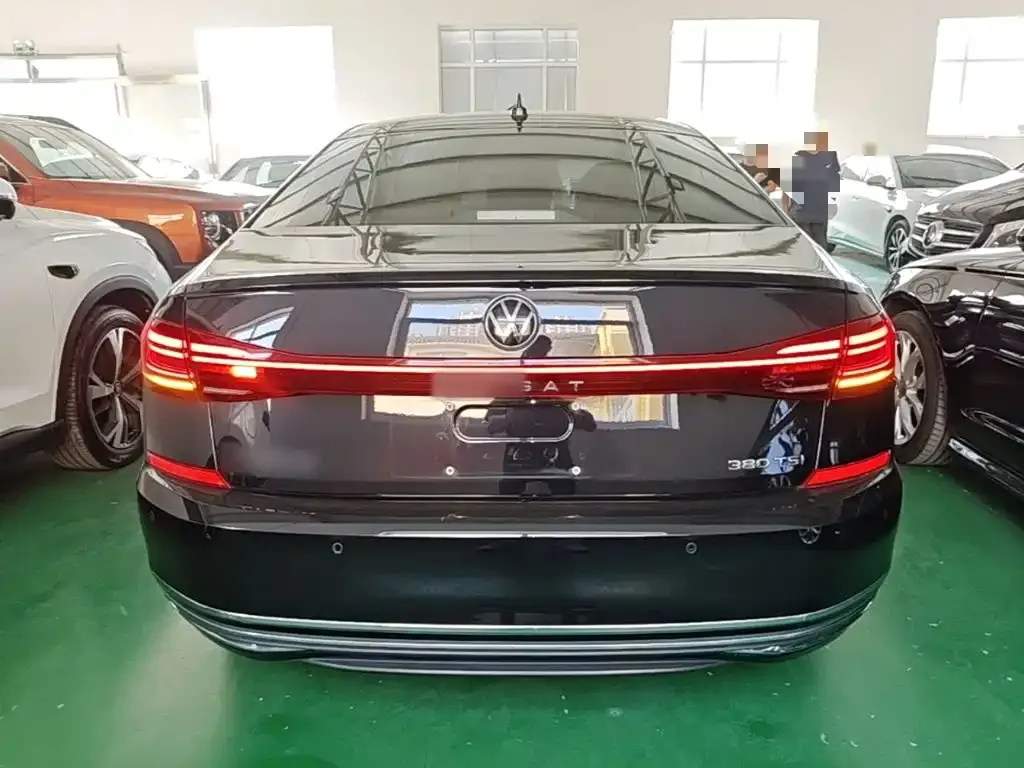 Volkswagen Passat — фото 3