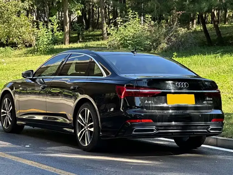 Audi A6L — фото 8