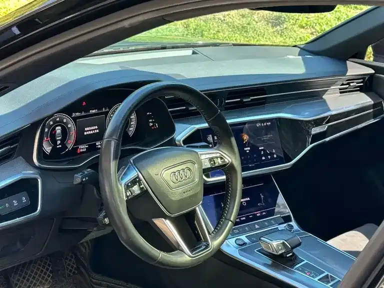 Audi A6L — фото 2