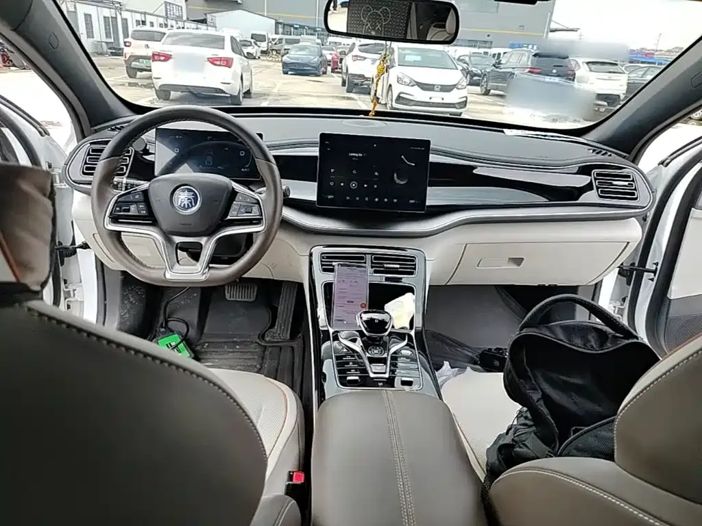 BYD Qin PLUS — фото 10