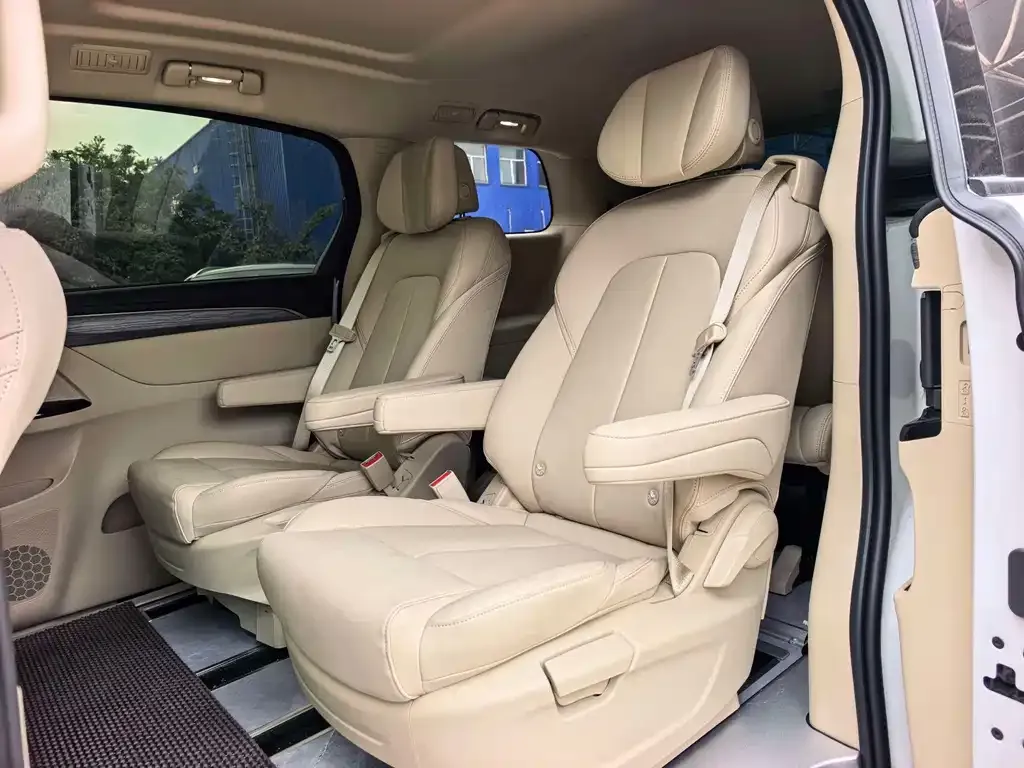 Buick GL8 Hybrid — фото 3