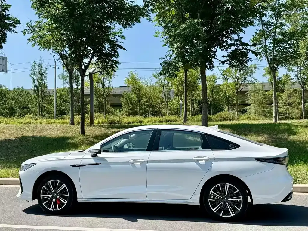 Chery Arrizo 8 PRO — фото 8