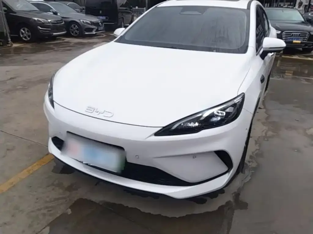 BYD Seal 05 DM-i — фото 2