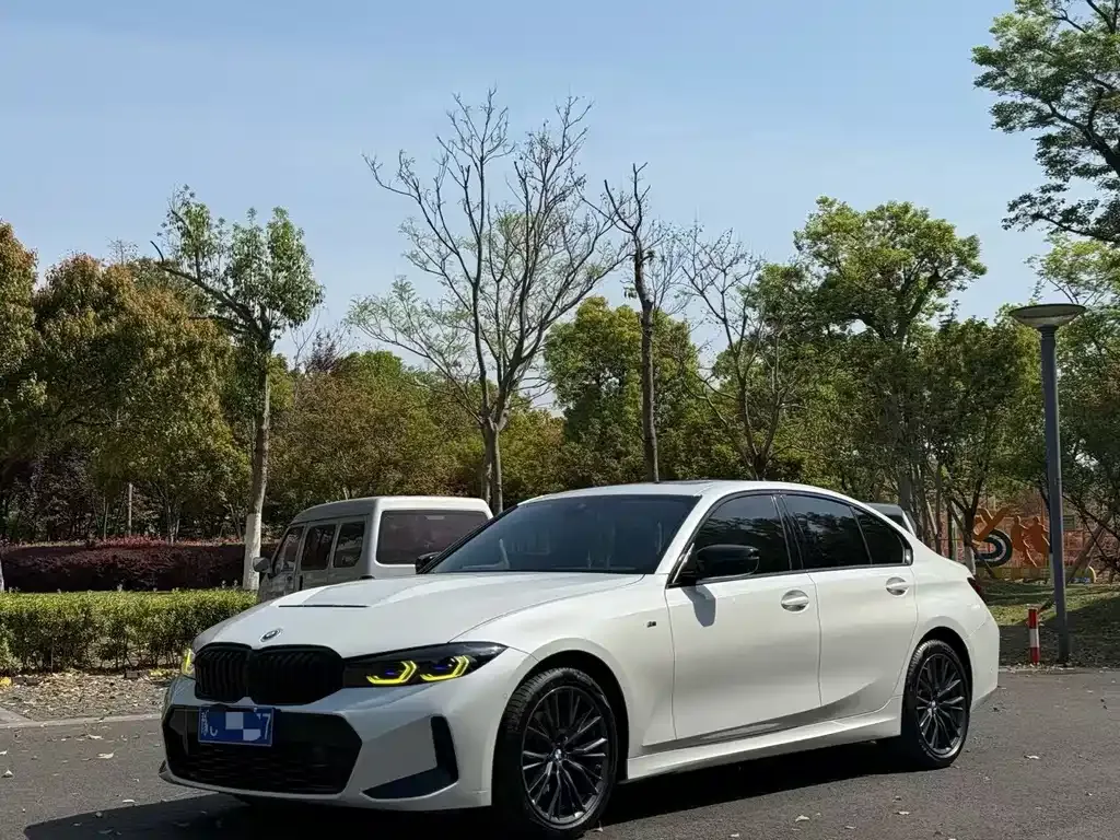BMW 3 Series — фото 1