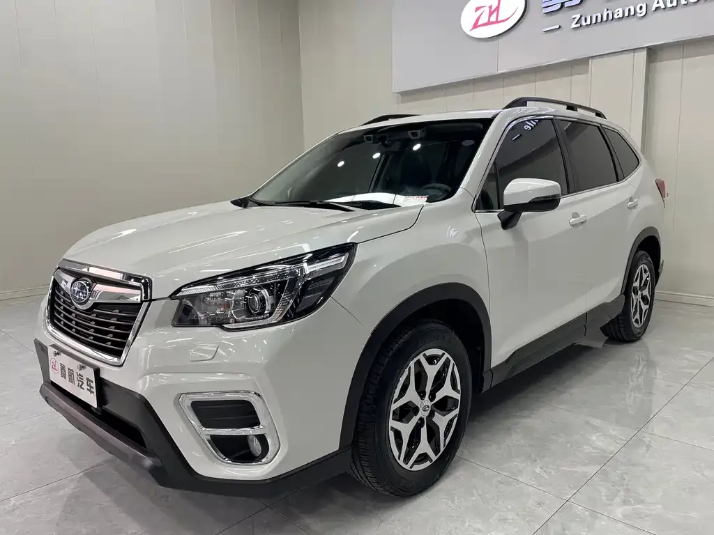 Subaru Forester — фото 5