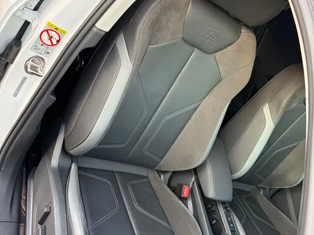 Audi Q3 Sportback — фото 9