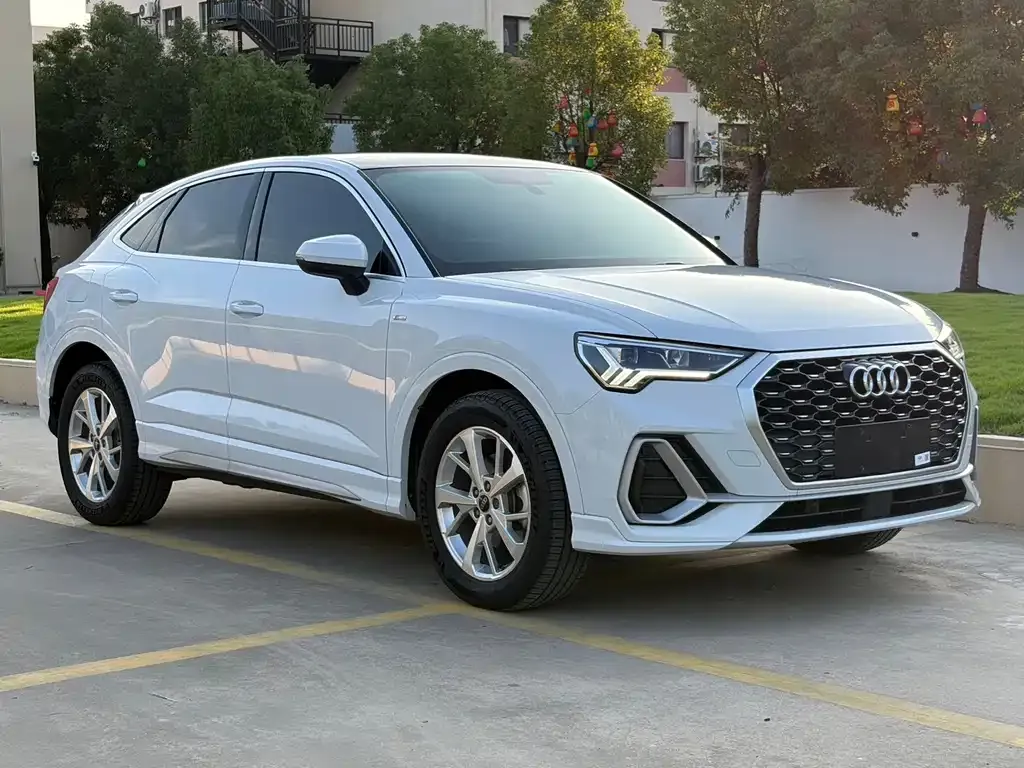 Audi Q3 Sportback — фото 2