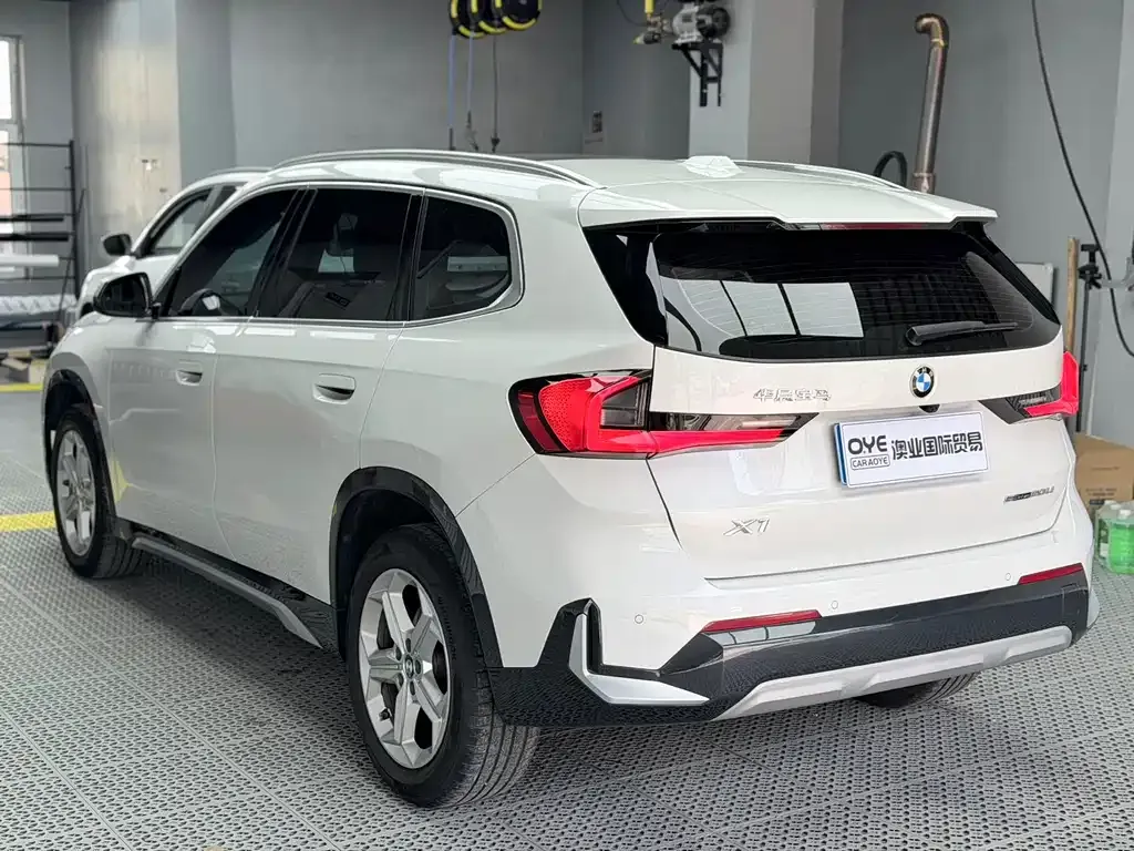 BMW X1 — фото 4