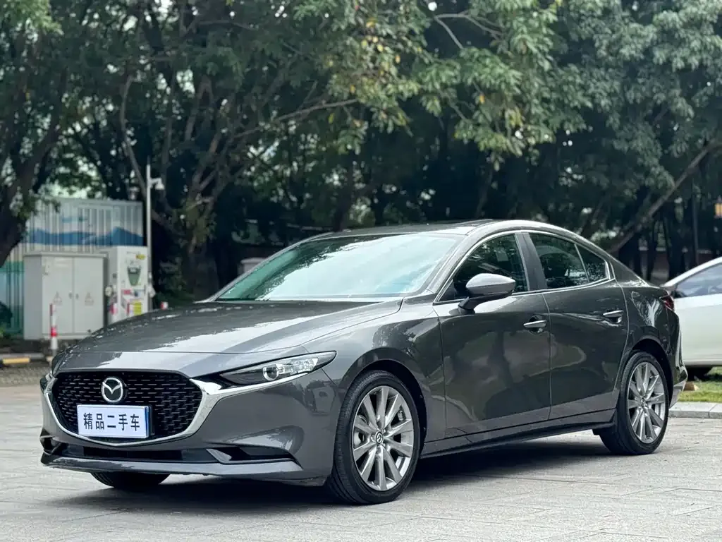 Mazda 3 Axela — фото 4