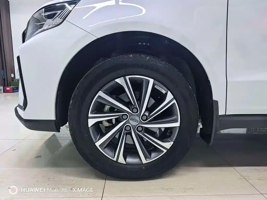 Geely Vision X6 — фото 4