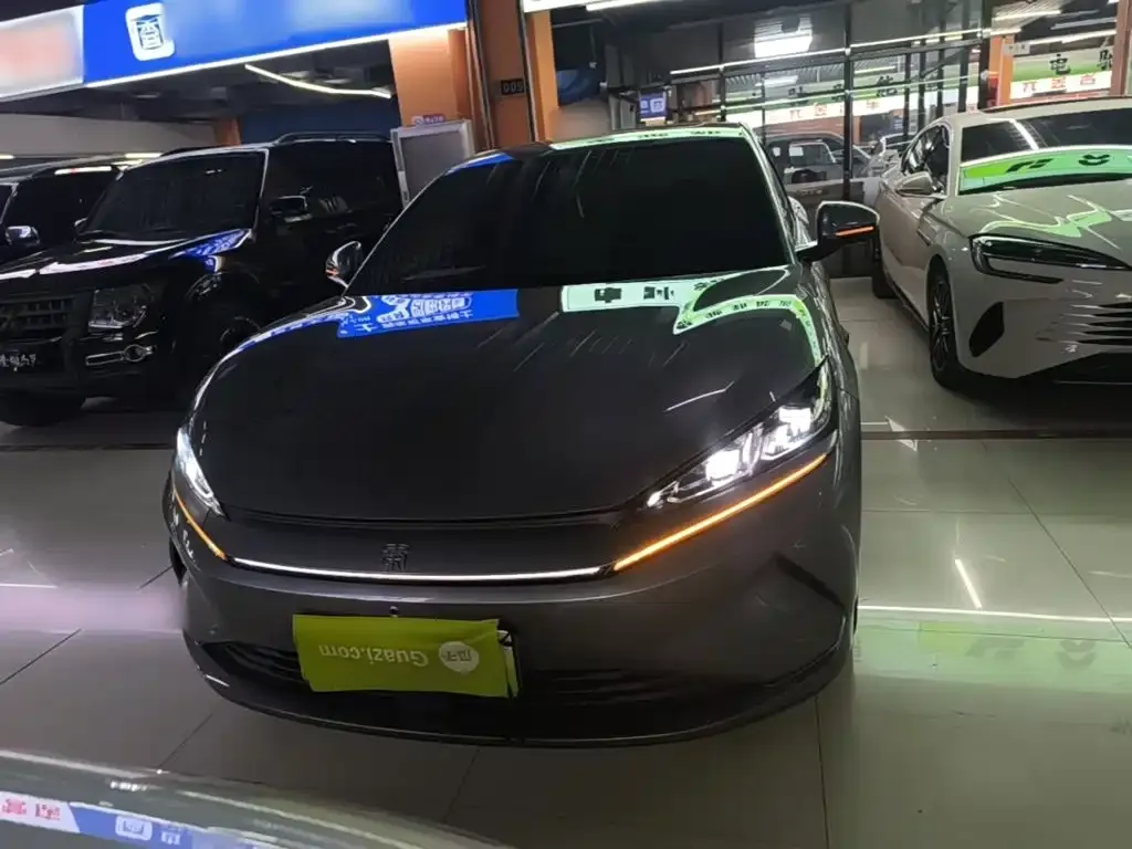 BYD Qin L — фото 10