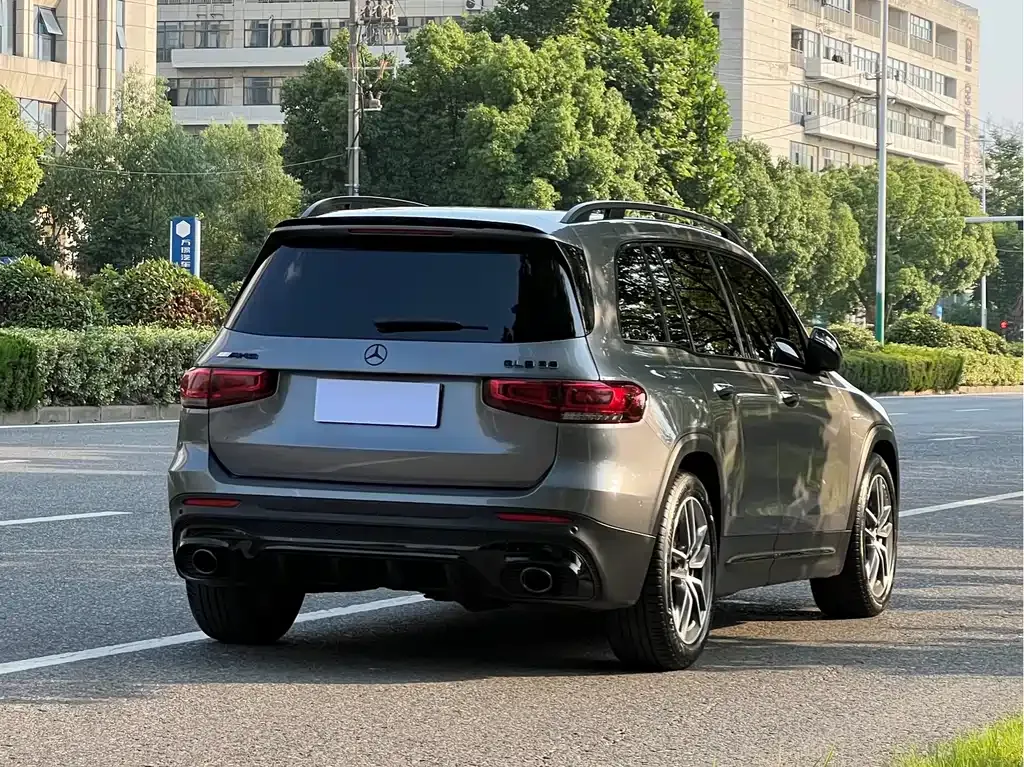 Mercedes-Benz GLB AMG — фото 5
