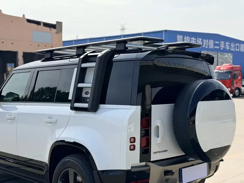 Land Rover Defender — фото 3