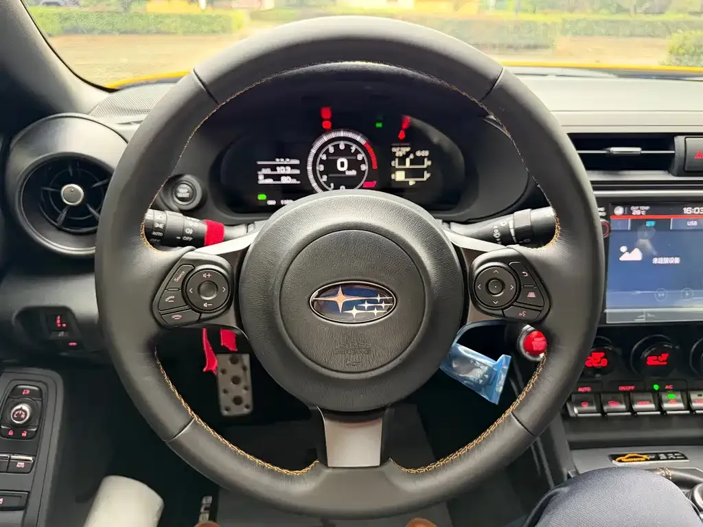 Subaru BRZ — фото 3