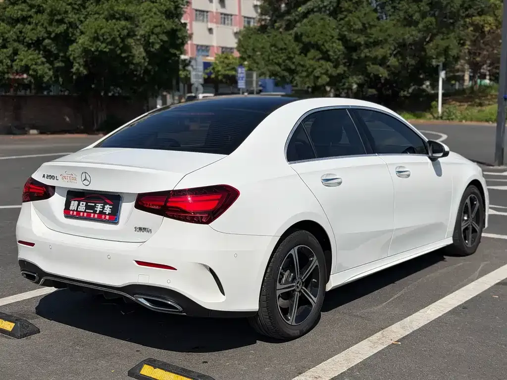 Mercedes-Benz A-Class — фото 9