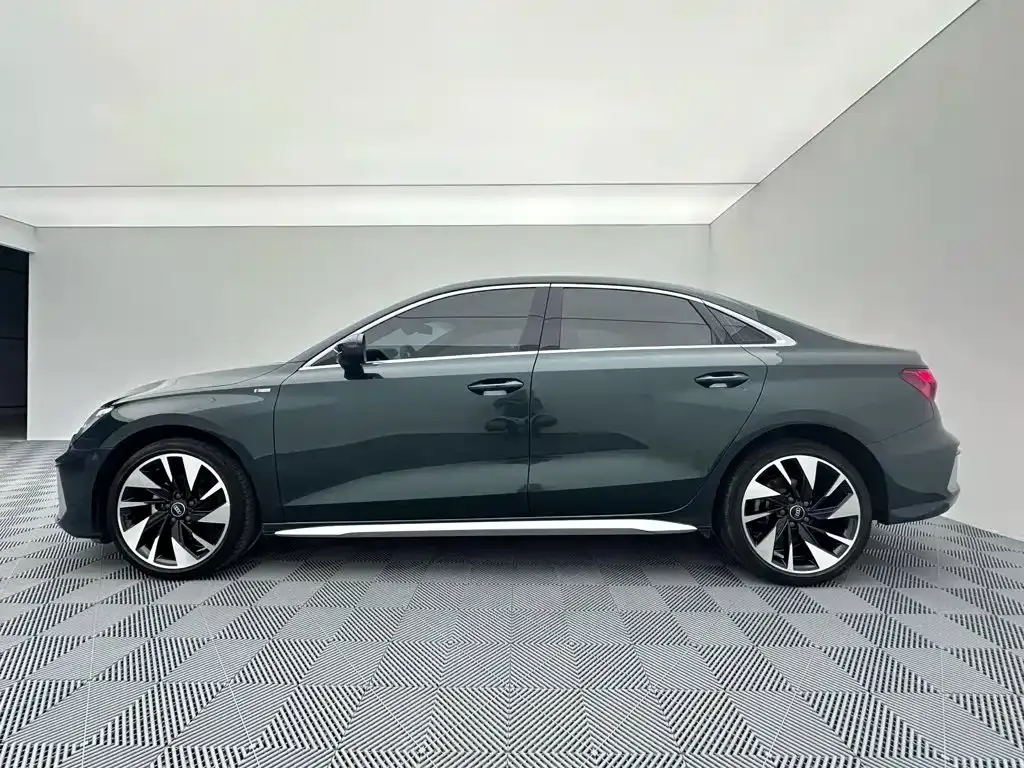 Audi A3 — фото 10