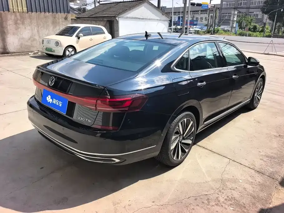 Volkswagen Passat — фото 9