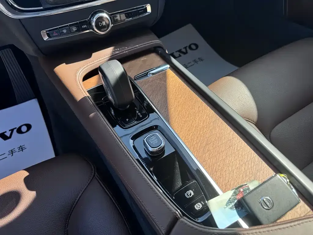 Volvo S90 — фото 7