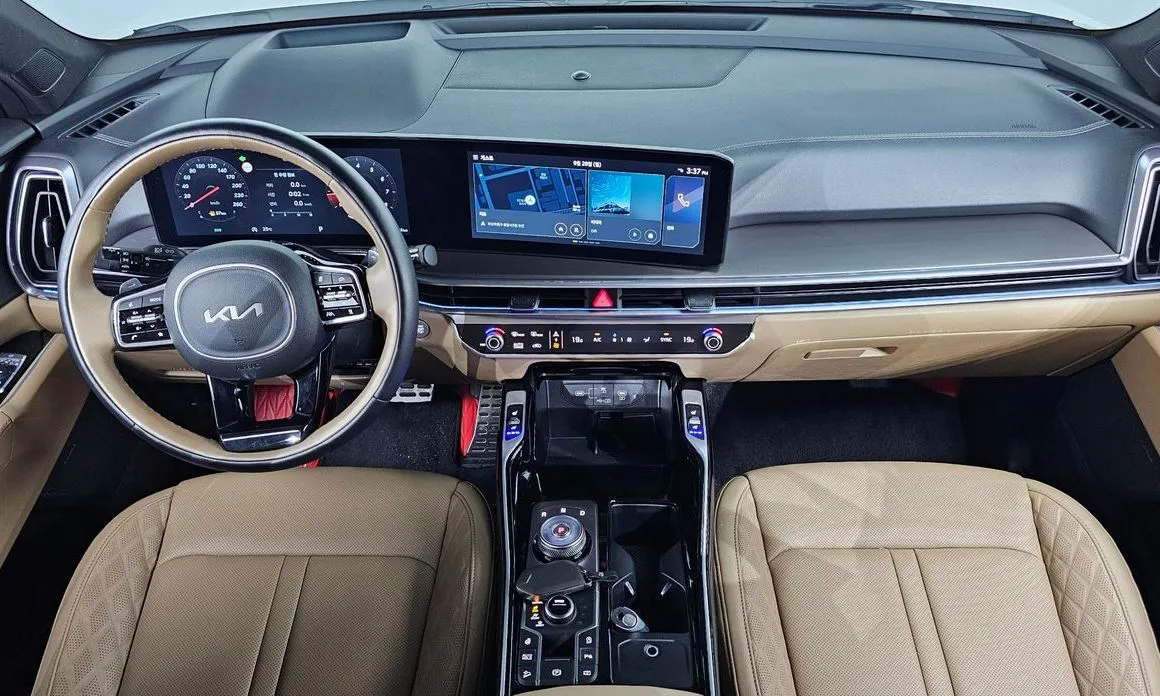 Kia Sorento — фото 10