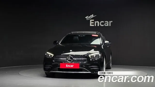 Mercedes-Benz E-Class — фото 3