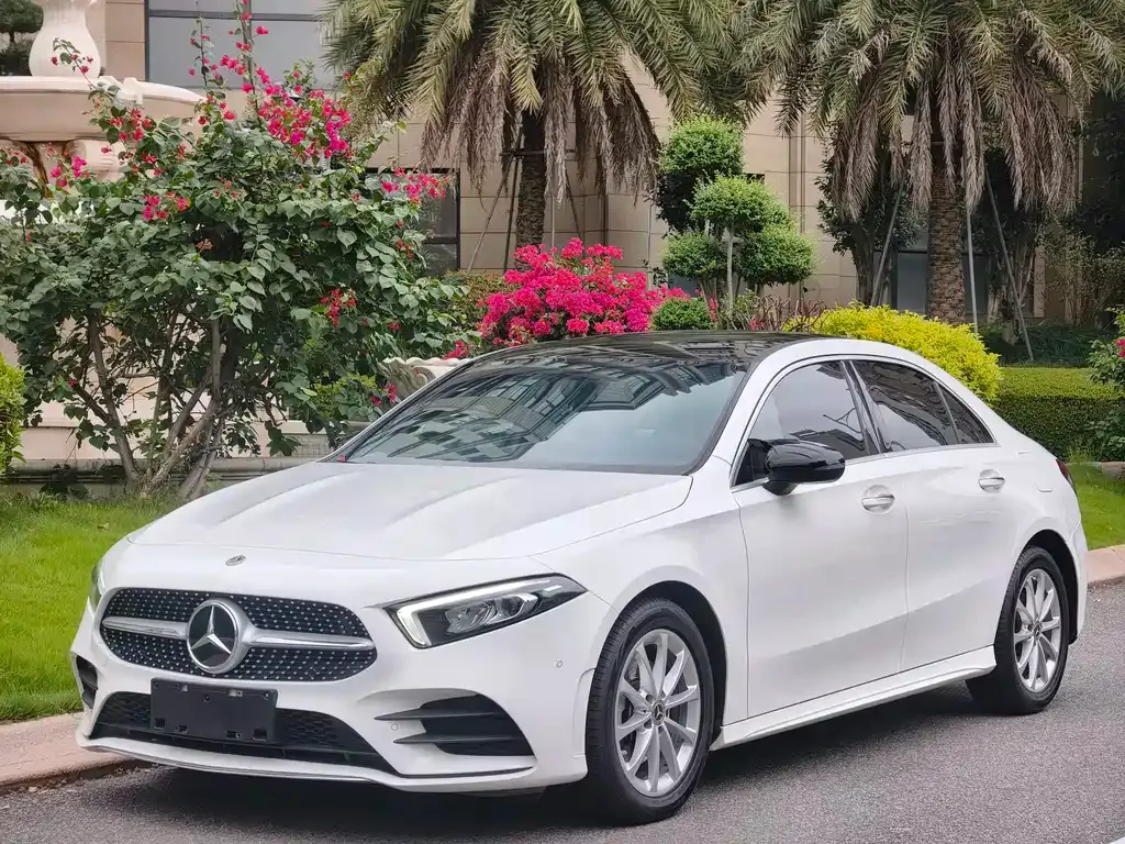 Mercedes-Benz A-Class — фото 1