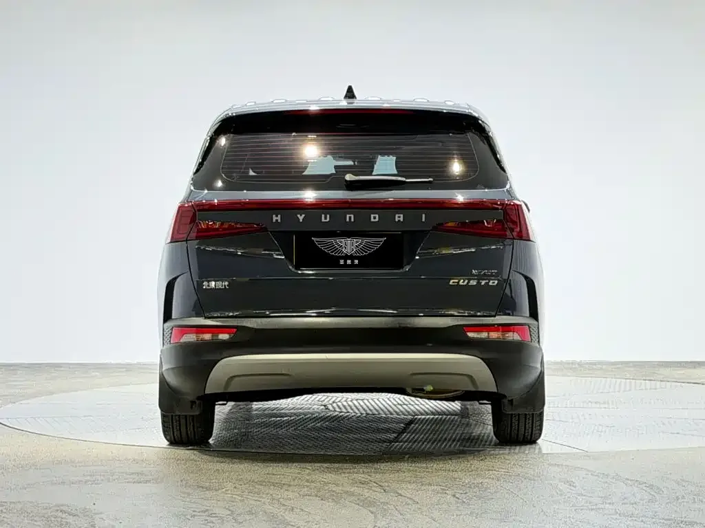 Hyundai Custo — фото 3