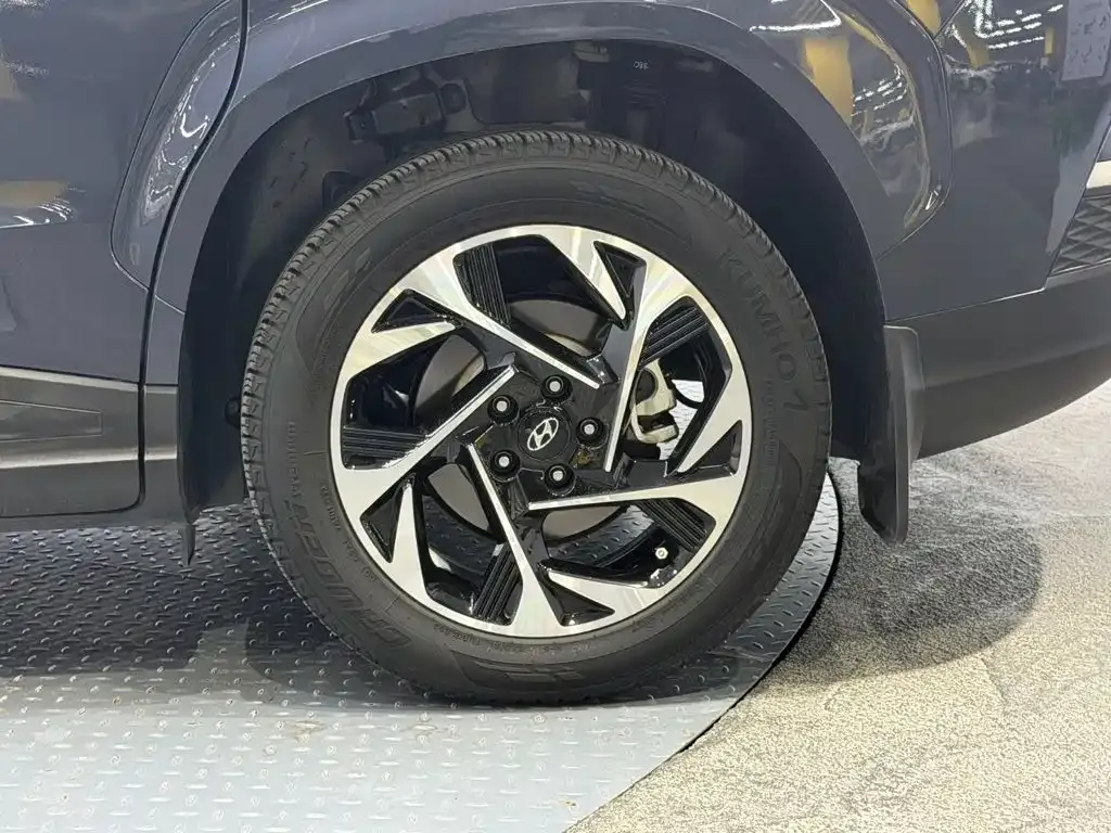 Hyundai Custo — фото 2