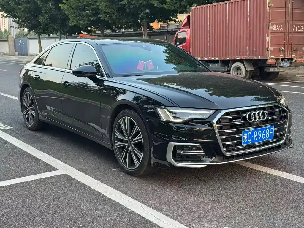 Audi A6L — фото 5