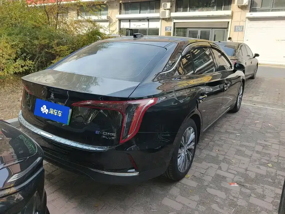 Hongqi E-QM5 — фото 4