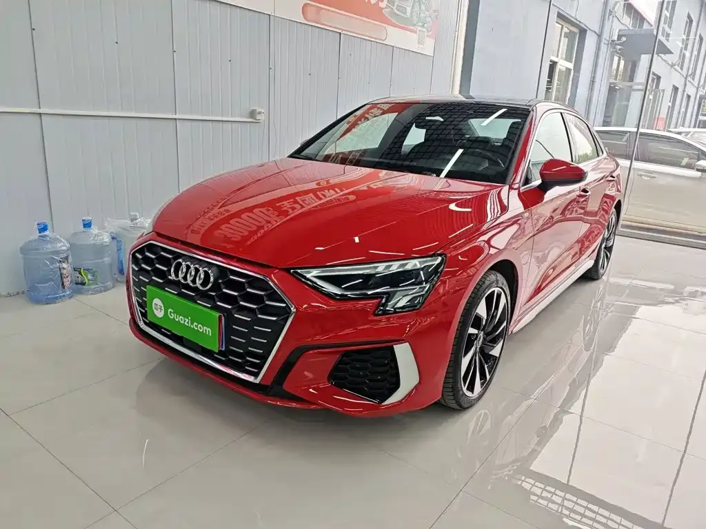 Audi A3 — фото 1