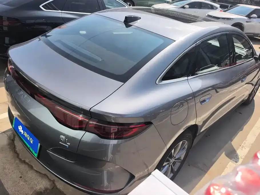 BYD Qin L — фото 10