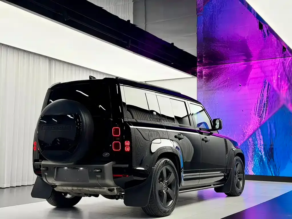 Land Rover Defender — фото 8