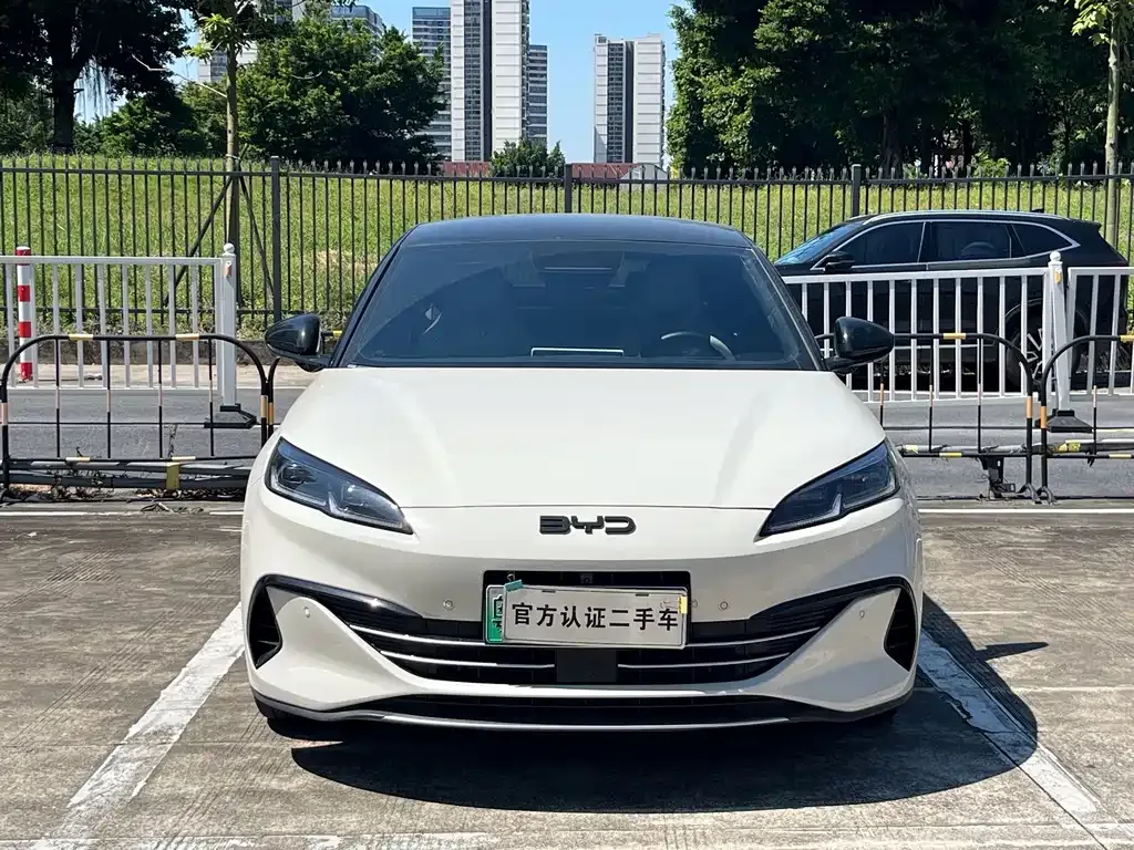 BYD Seal 06 — фото 10
