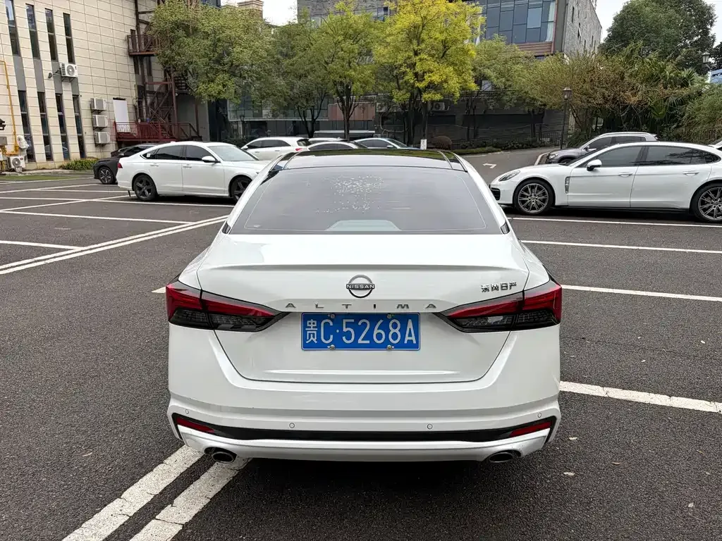 Nissan Teana — фото 9
