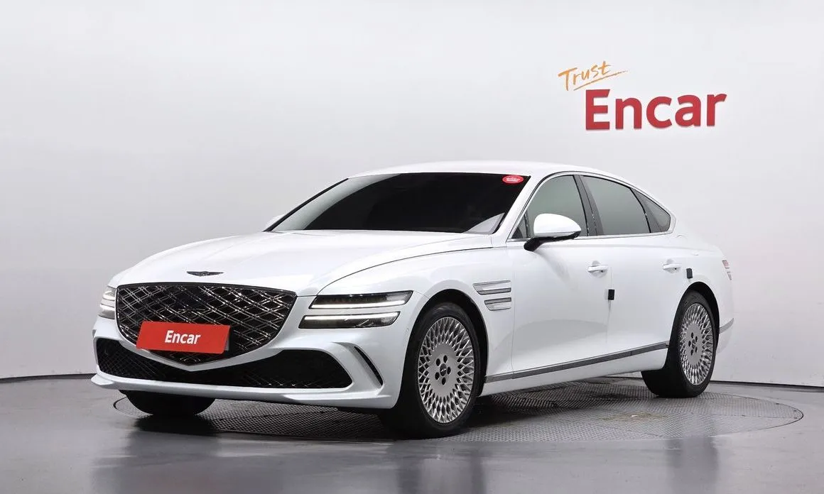 Genesis G80 — фото 1