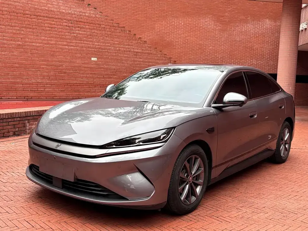 BYD Qin L — фото 1