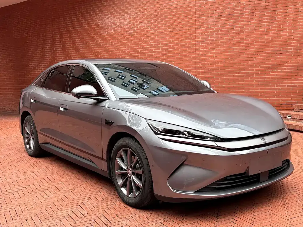 BYD Qin L — фото 7