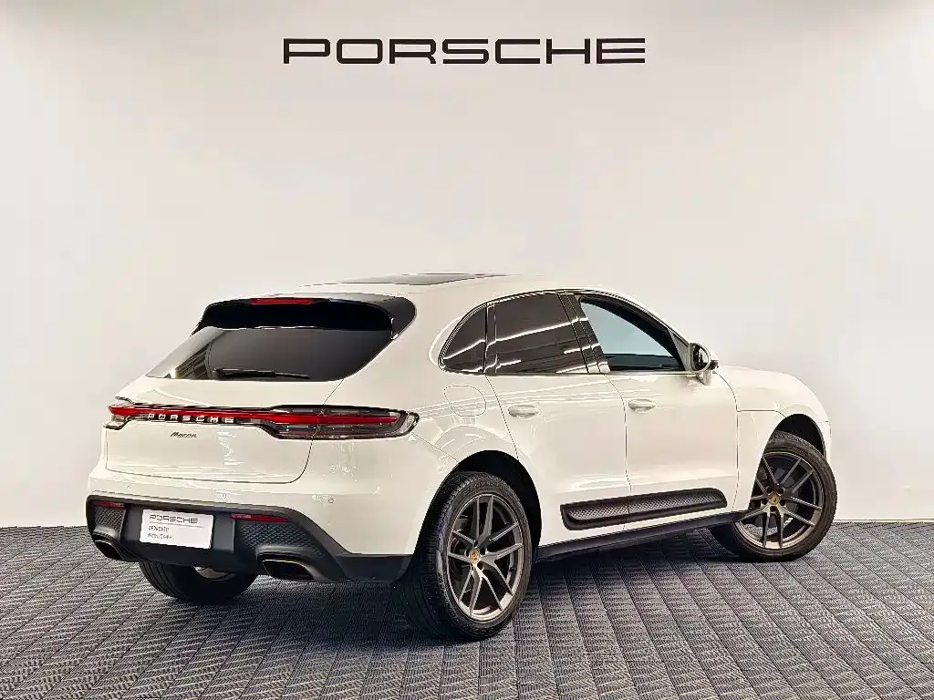 Porsche Macan — фото 7