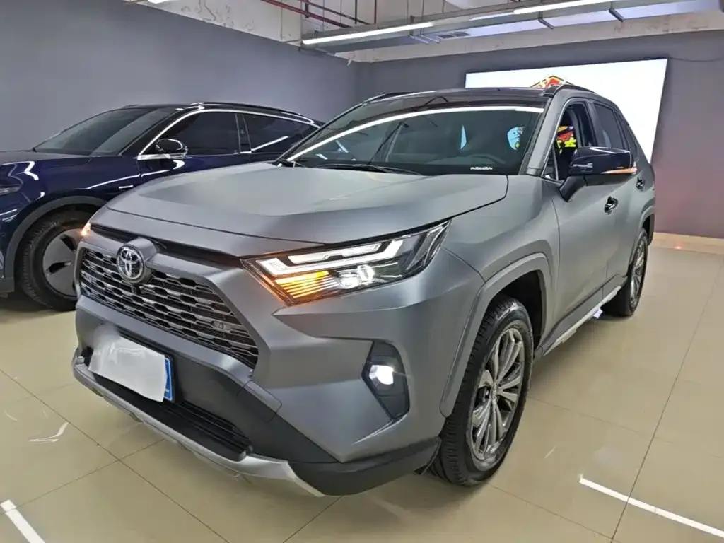 Toyota RAV4 — фото 6